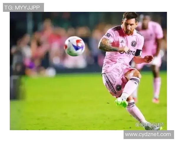 梅西跃起庆祝 再现招牌绝技15米左脚彩虹球 队友乐开花 梅西跃起庆祝 再现招牌绝技15米左脚彩虹球 队友乐开花