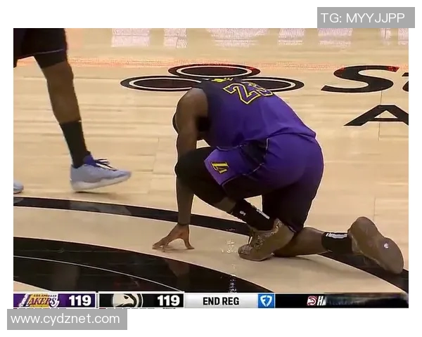 老詹三双浓眉38+10+8 湖人加时惜败老鹰 老詹三双浓眉38+10+8 湖人加时惜败老鹰