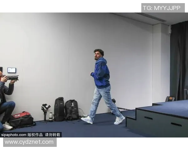 阿夫迪亚谈哨子争议：真的很可笑，我是联盟突破最多球员之一